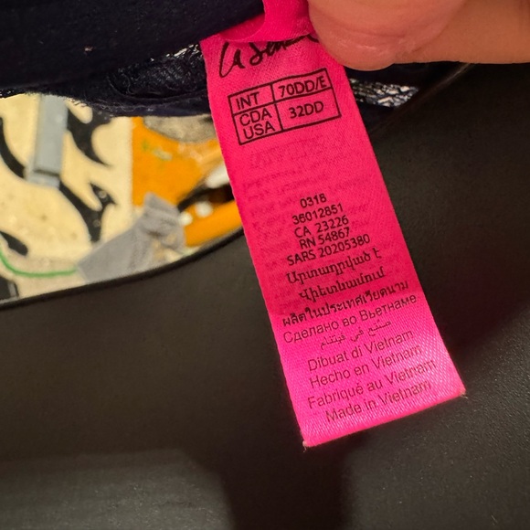 LA SENZA FRONT CLASP LACE BRA - Picture 3 of 3